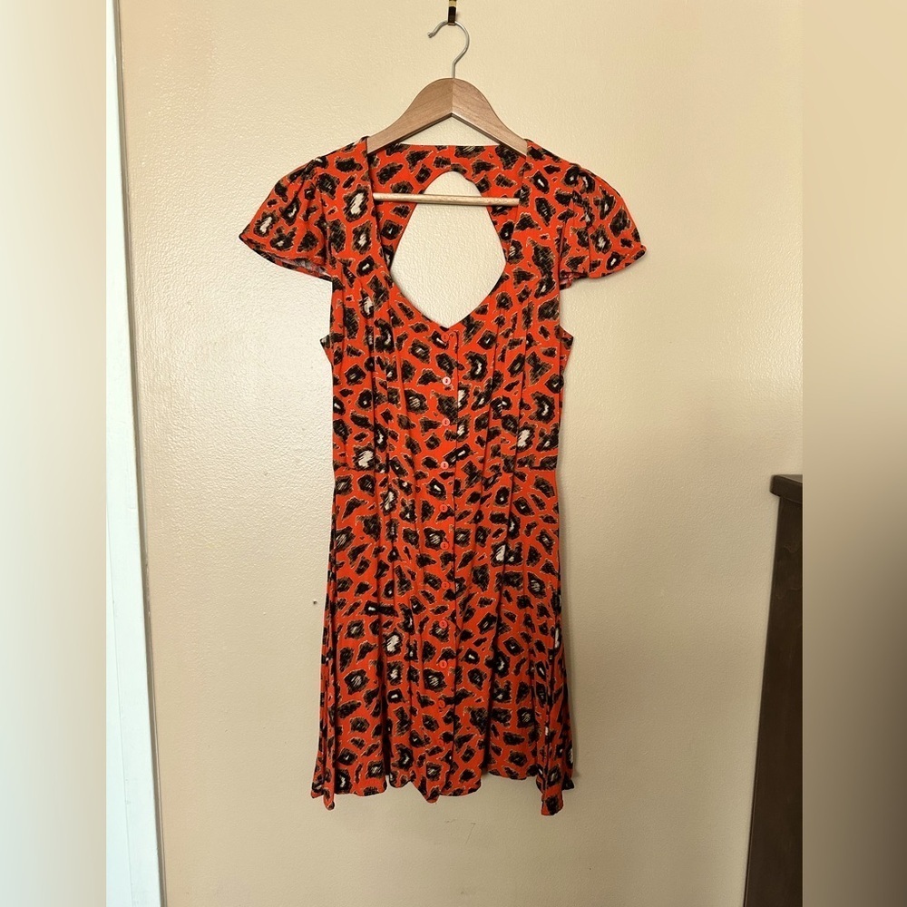 TOPSHOP Dress Orange Brown Giraffe abstract print Cutout back SZ 8